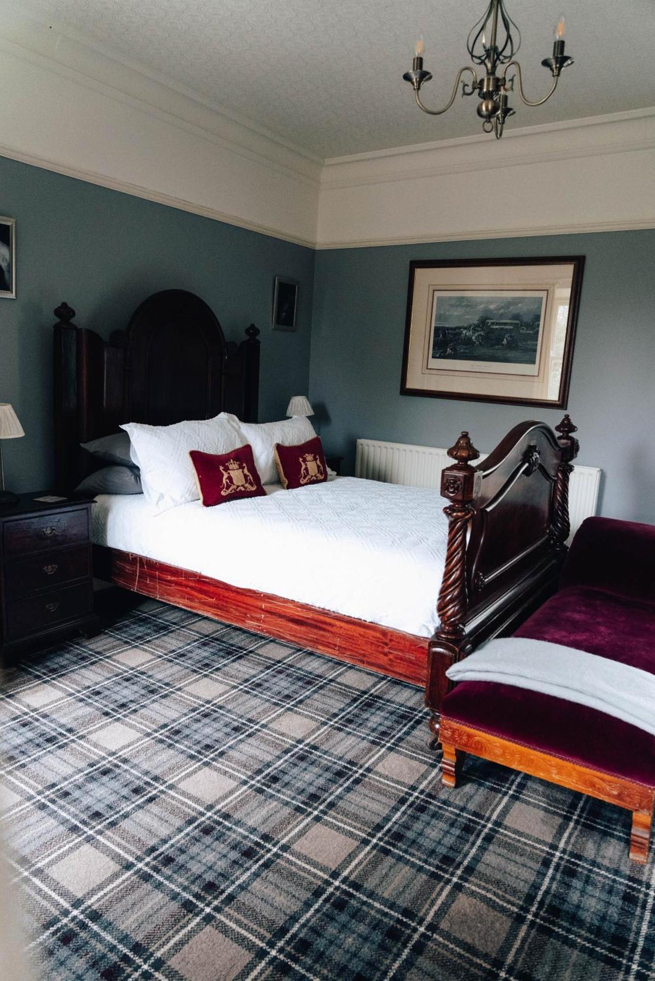 Luxury Accommodation In County Antrim With Riverside Hot Tub Kells Eksteriør billede